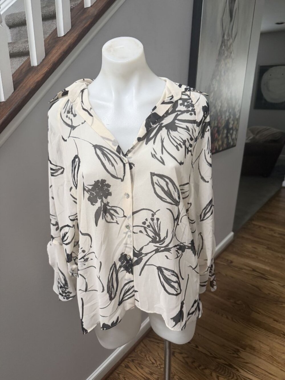 NWT Zara Cream/Black Floral Chiffon Blouse Shirt Women’s Size S Long Sleeves Top